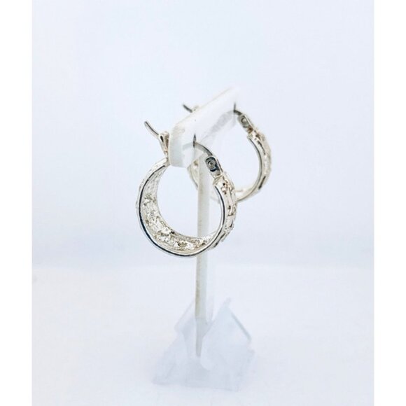 Sterling Silver 925 Textured Hoop Earrings, Snap Back, Lightweight 7.27g Elegant - Picture 4 of 10